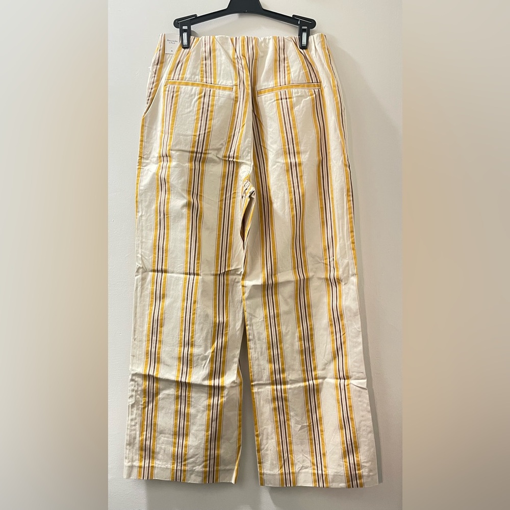 ABERCROMBIE & FITCH Twill Wide Leg Pants‎ in Yellow Stripes - Picture 3 of 5